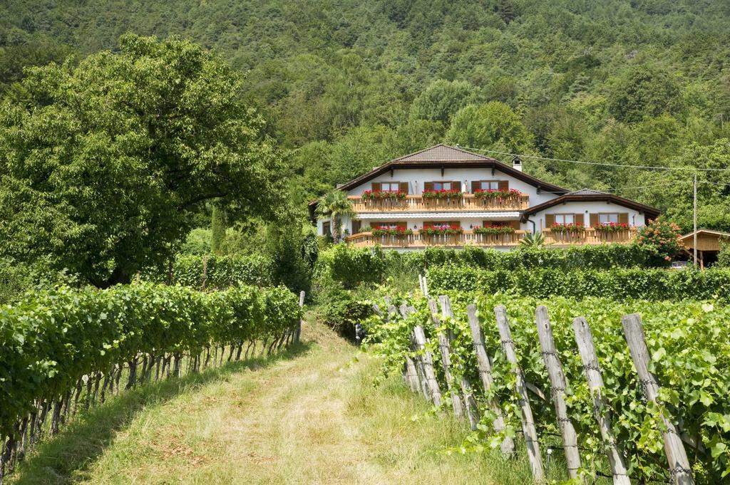 Weingut Wolkanhof Eppan an der Weinstraße Exterior foto